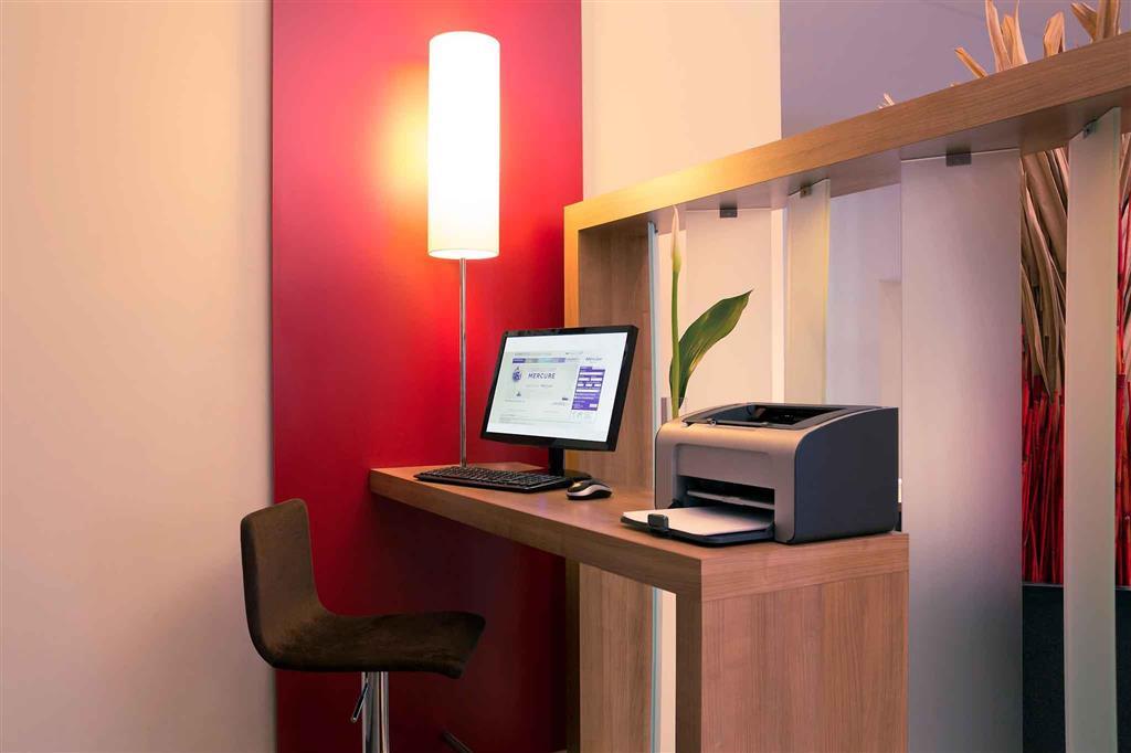 Mercure Hotel Stuttgart Airport Messe Exterior foto