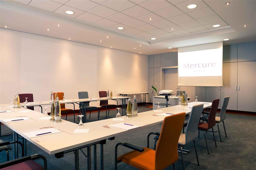 Mercure Hotel Stuttgart Airport Messe Exterior foto