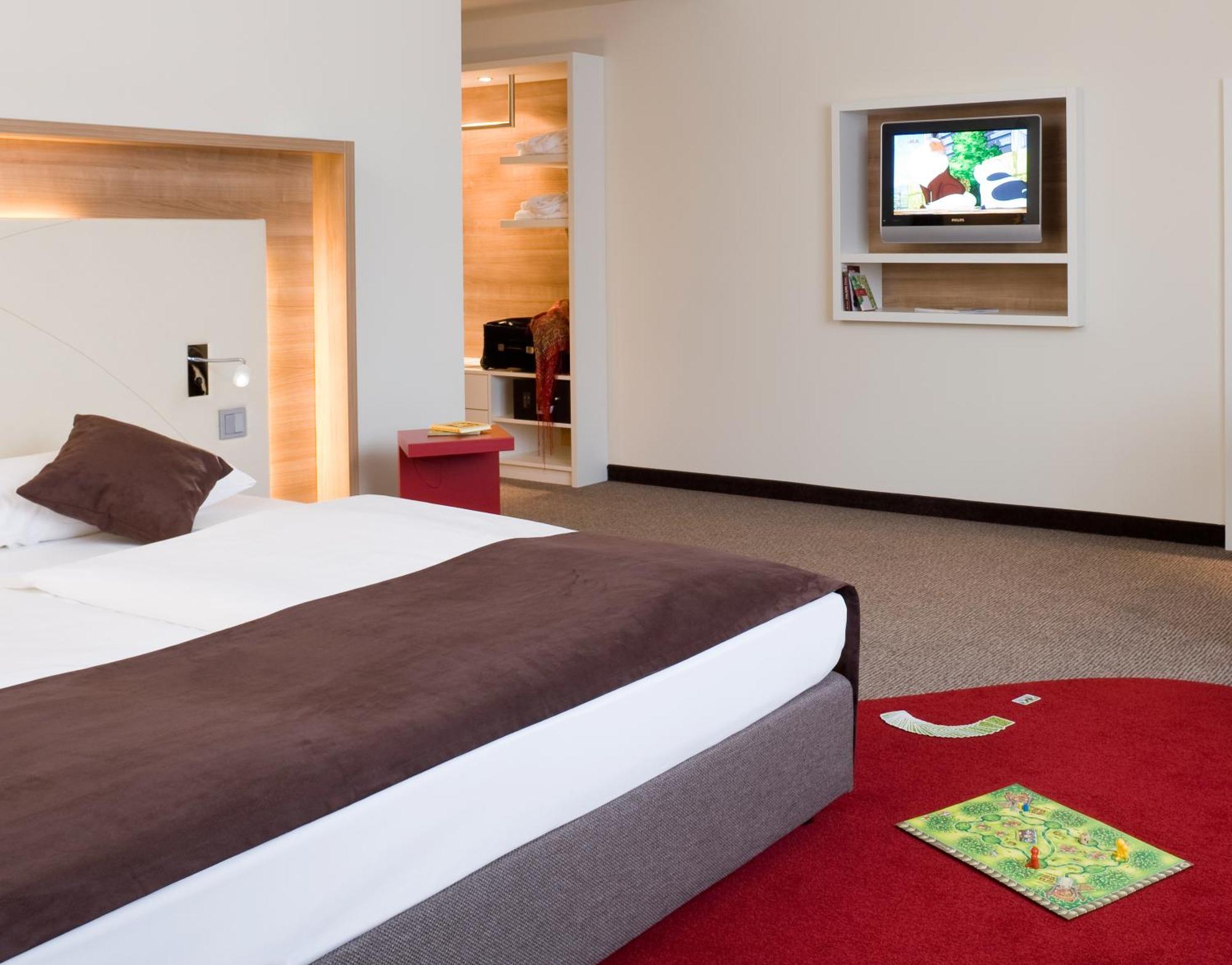Mercure Hotel Stuttgart Airport Messe Exterior foto