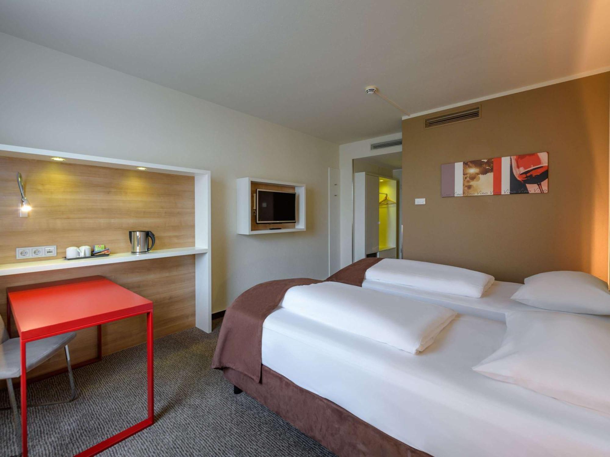 Mercure Hotel Stuttgart Airport Messe Exterior foto