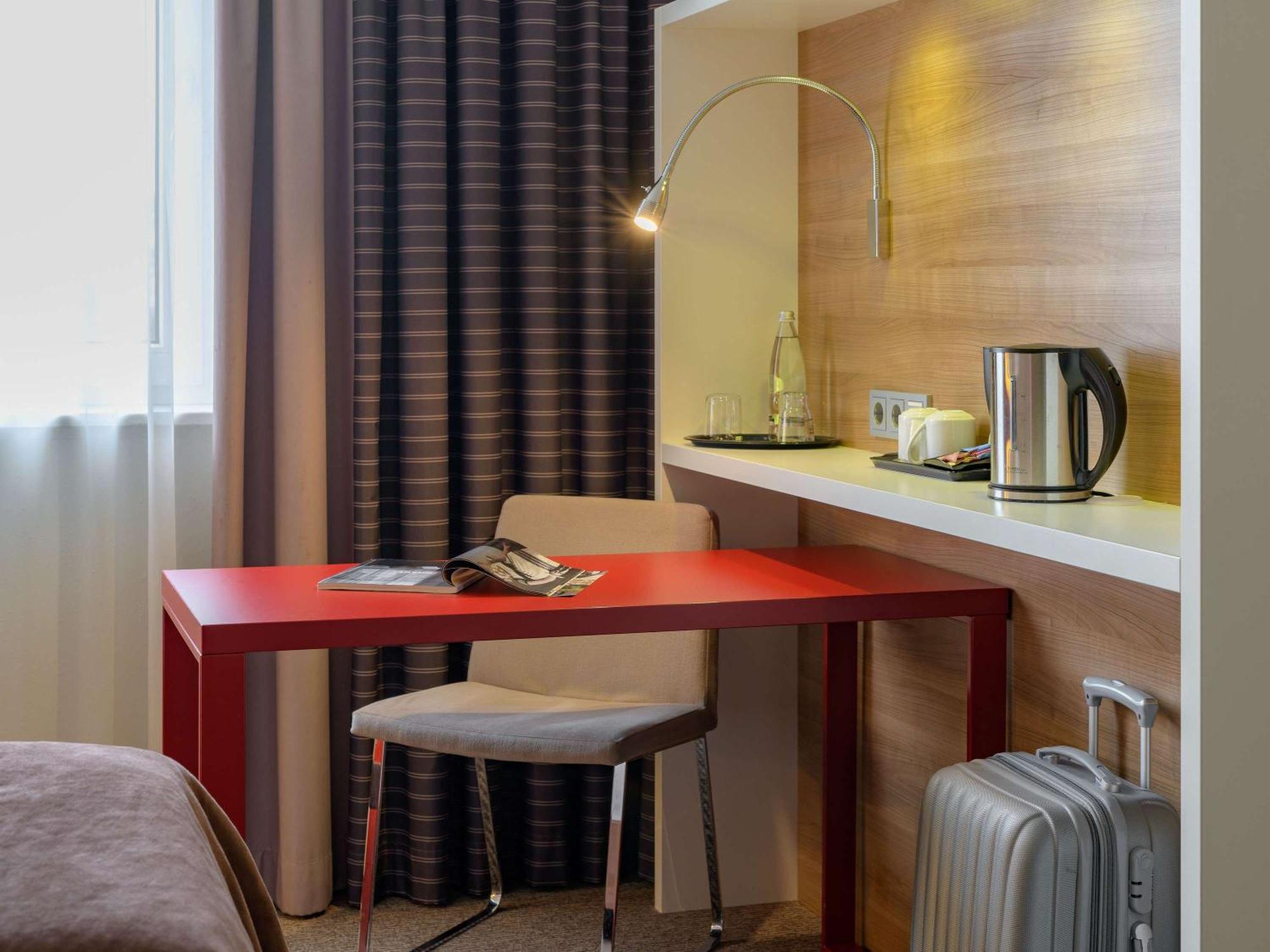 Mercure Hotel Stuttgart Airport Messe Exterior foto