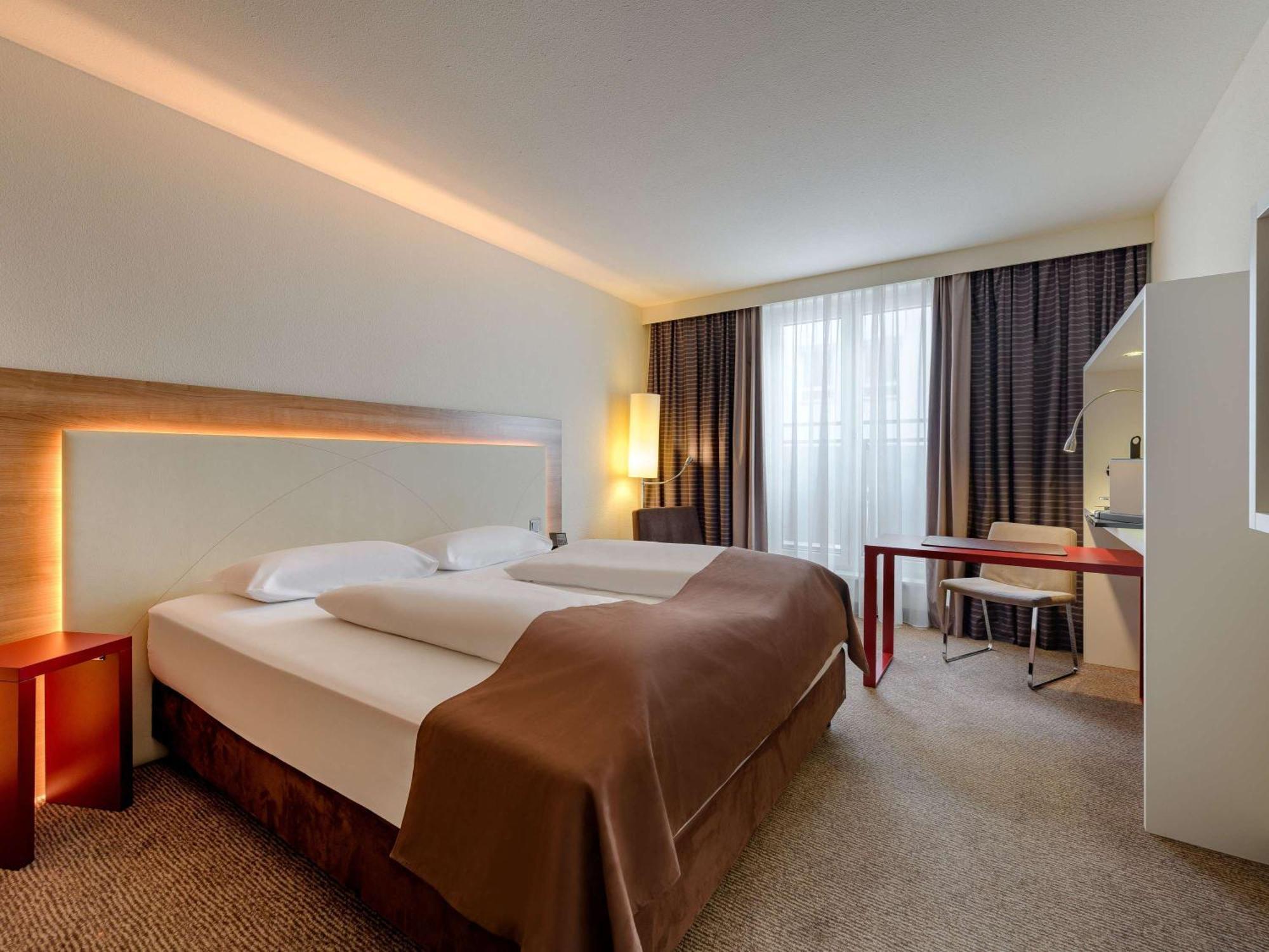 Mercure Hotel Stuttgart Airport Messe Exterior foto